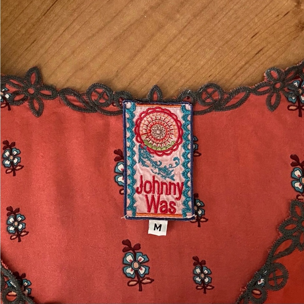 Johnny Was silk floral tunic with pockets - Picture 3 of 5
